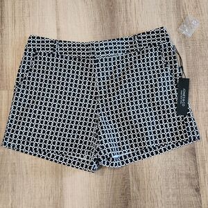 Jones & Co Jones New York Women’s Black & White Geometric Print Shorts — Size 6